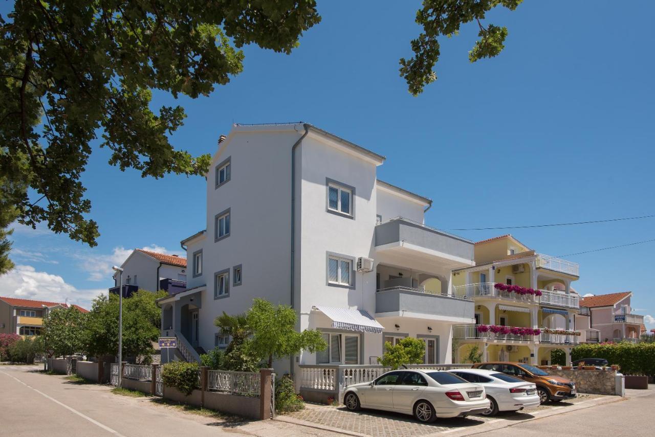 Apartments Lovric Vodice Eksteriør bilde